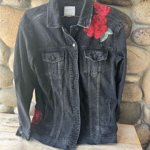 American Eagle Outfitters Black Denim Jacket with Red Floral Design